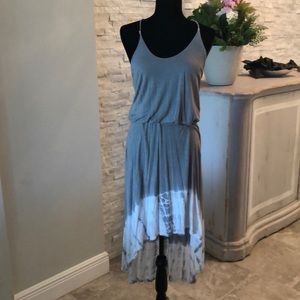Gray and white tie dye